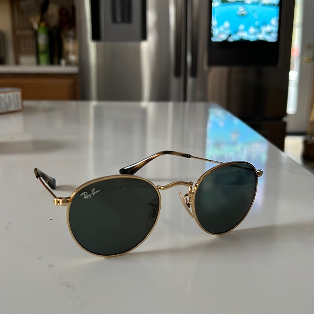 Kids round ray bans